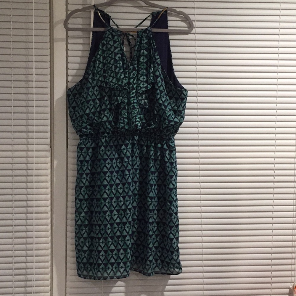 Women’s Elegant Neckline dress